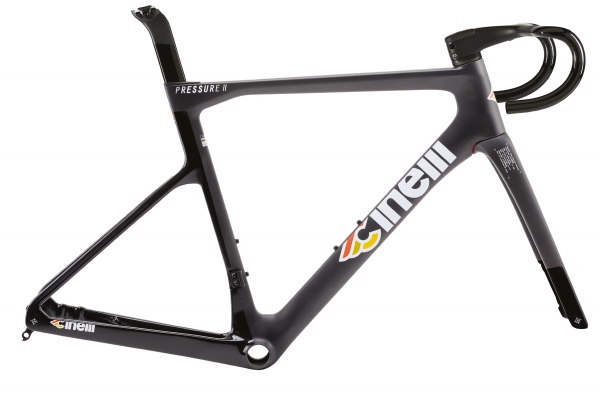 Cinelli Pressure 2 Triple Black