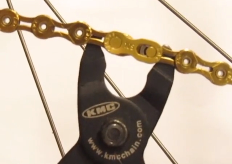 KMC Missing Link Remover  Tang